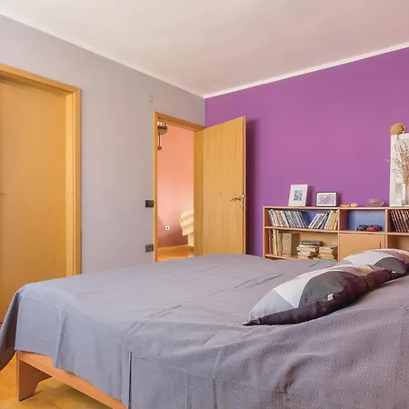 Apartmán 4 Bedroom In Pula