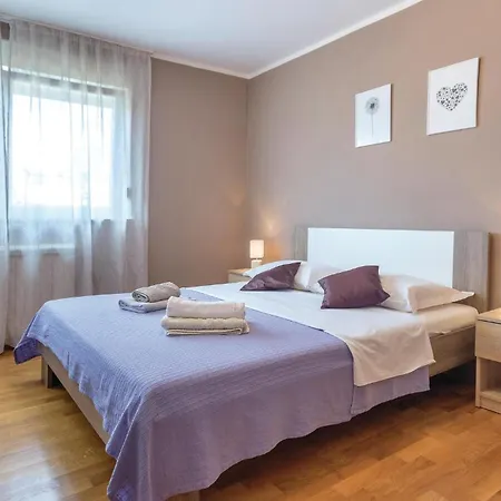 Apartmán 4 Bedroom In