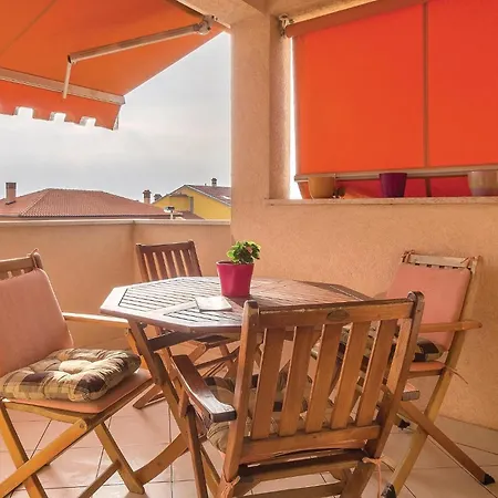 Apartmán 4 Bedroom In Pula